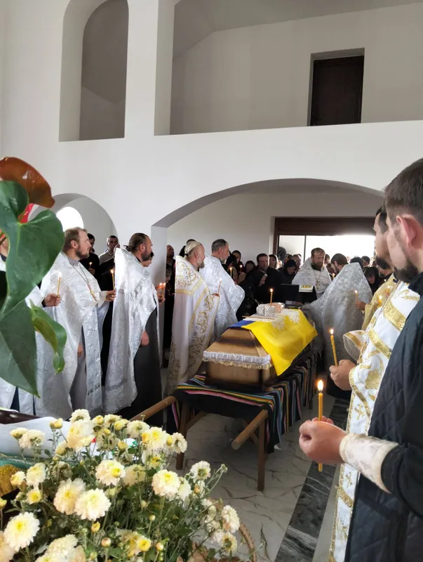 На Волині громада попрощалася з загиблим на Донеччині захисником Андрієм Денисюком