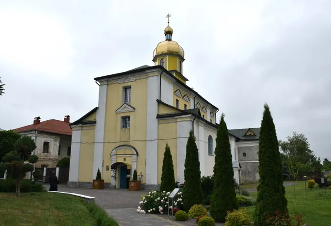 У Луцькому районі попрощались із Героєм Юрієм Любежаніним (фото)