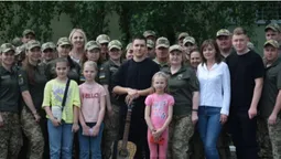 Волинський співак YAKTAK приїхав до прикордонників: стало відомо, для чого (фото, відео)