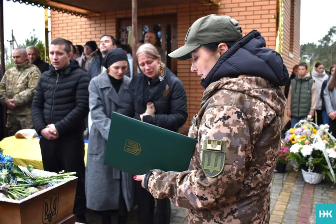 Повернувся не на весілля, а на свій похорон: на Волині попрощалися з капітаном волинської «сотки»