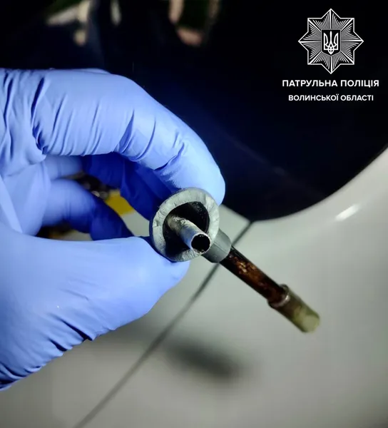 За ніч у Луцьку тричі ловили підозрілих людей з наркотиками (фото)