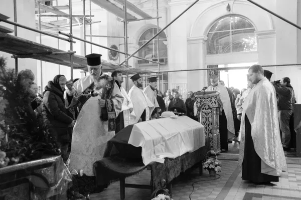 У Луцьку попрощалися із загиблим на війні Героєм (фото)
