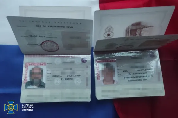 В монастирі на Волині СБУ знайшла молитви за росію та «підручники», в яких вихваляють кремлівський режим (фото, відео)