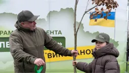 На Волині висадили мільярдне дерево (фото)