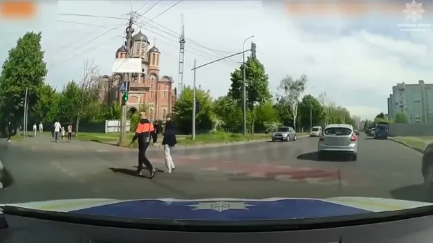 У Луцьку водійка «під кайфом» втікала від патрульних після ДТП (відео)