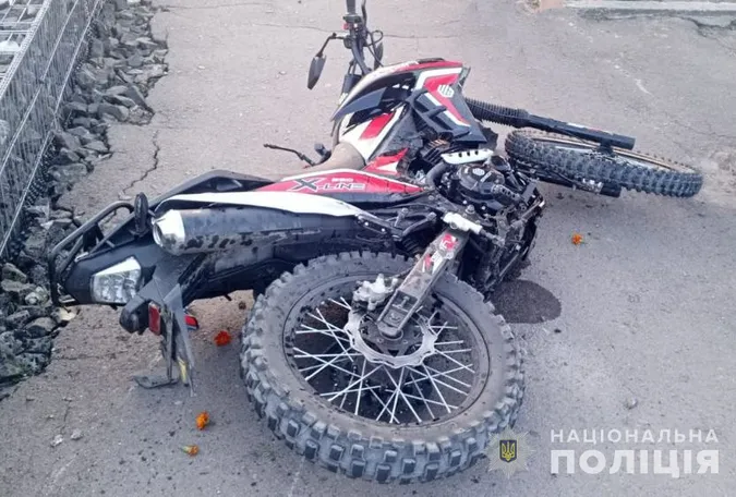 У Луцькому районі 16-річний мотоцикліст протаранив легковик (фото)