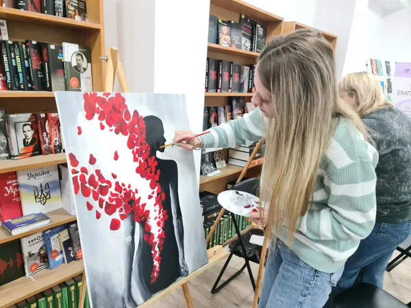 «Жива. Справжні історії кохання»: на Волині започаткували проєкт для дружин загиблих Героїв (фото)