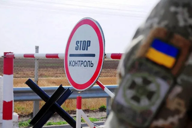 Прикордонники відмовилися від хабарів на понад мільйон гривень