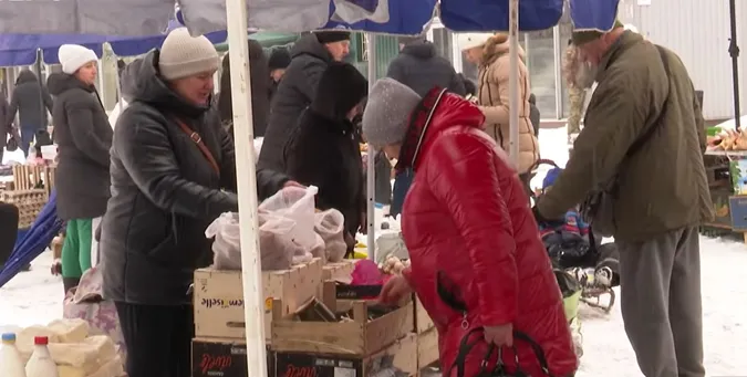 Скільки коштує борщ у лютому: підрахували вартість овочів та м’яса на луцькому ринку