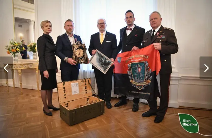 У Латвії нагородили волонтерів-партнерів волинських лісівників