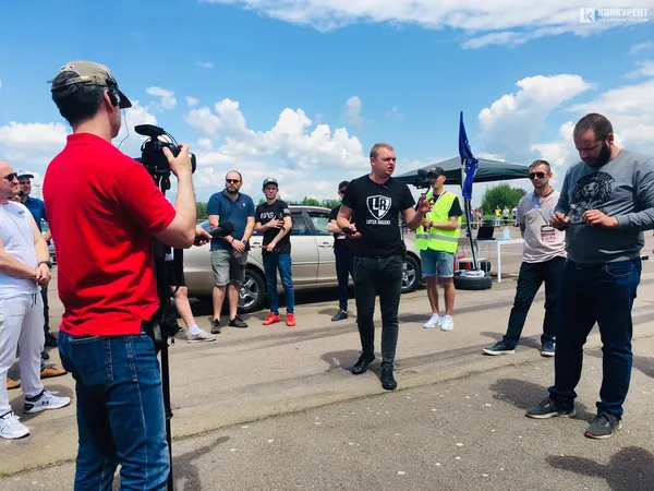 Біля Луцька стартували всеукраїнські автоперегони (фото, відео)