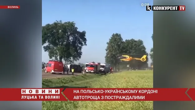 Двоє людей у важкому стані: на польсько-українському кордоні – жахлива автотроща (відео)
