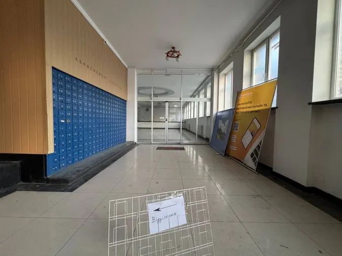 Головне відділення луцької Укрпошти віддали в оренду, а працівників переселили, – ЗМІ (фото)