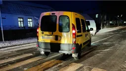 На Волині автомобіль на пішохідному переході збив 15-річну школярку (фото, відео)