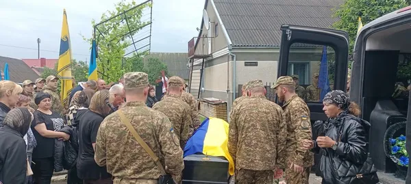 Навіки 35: на Волині попрощалися з Героєм Романом Никончуком (фото)