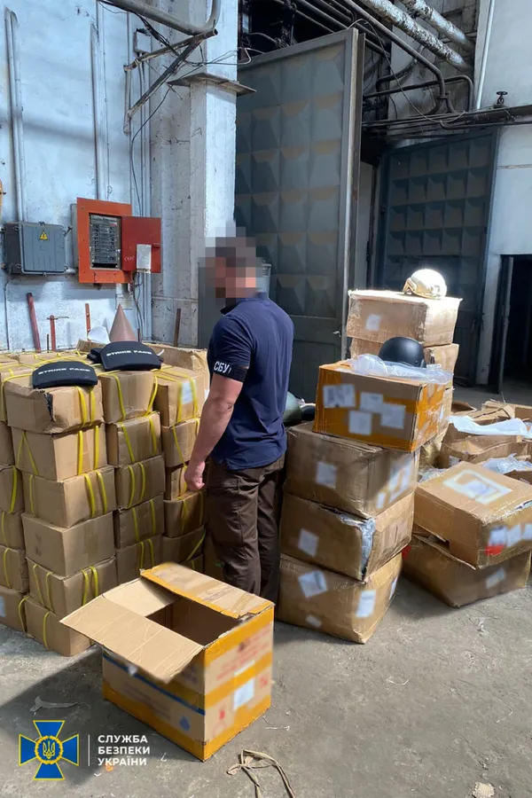 Відому мережу військових магазинів підозрюють у махінаціях з гуманітаркою (фото)