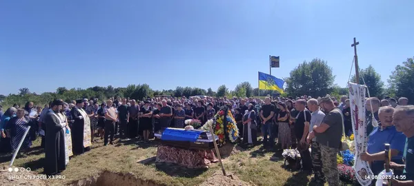 На Волині попрощалися з полеглим на війні депутатом Романом Гудимом (фото)