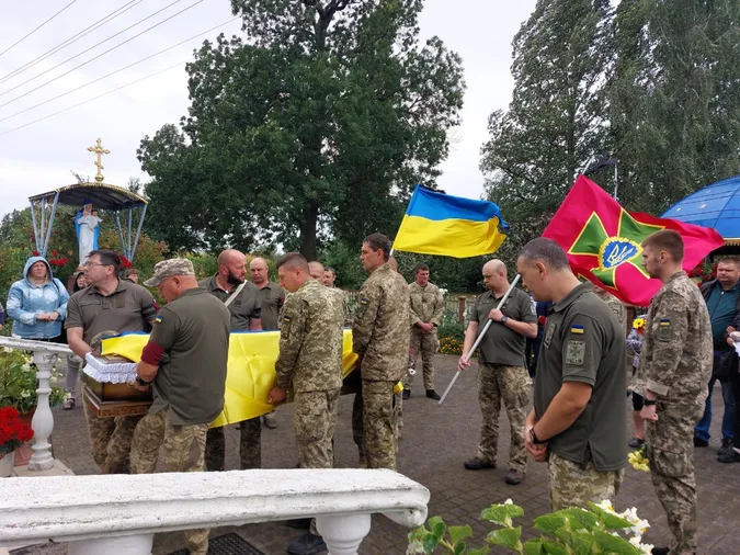 На Волині попрощалися із сержантом Олександром Гулем (фото)