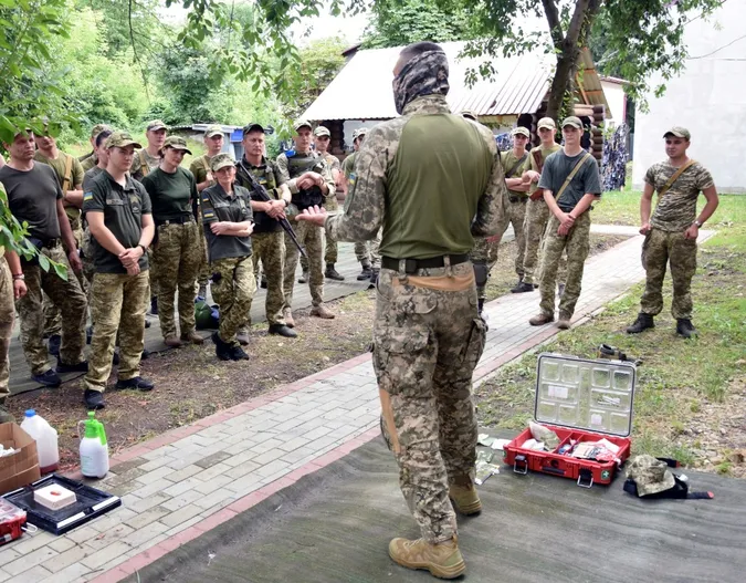 Бойові медики провели тренінг волинським прикордонникам (фото)