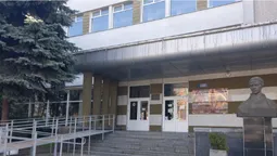 У Луцьку через сумку з ковбасою у корпус ВНУ викликали поліцію