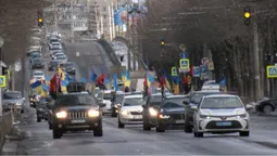 У Луцьку провели масштабний автопробіг на підтримку полонених (фото)