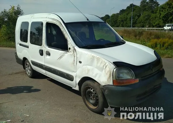 На волинській трасі зіткнулися два «Renault» (фото)
