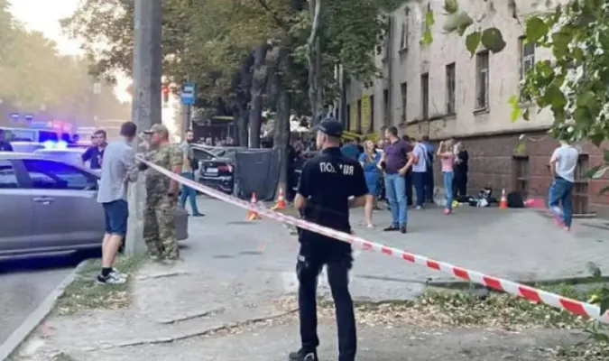 Не треба говорити про постріли у ноги: про п'яне бидло, копів і війну