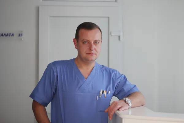 Лягти під ніж і прокинутися красивою: які пластичні операції найчастіше роблять у Боголюбах (фото)
