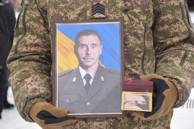 У Луцькій громаді попрощалися з Героєм Миколою Мандзюком (фото)