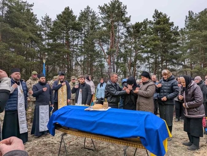 Вважався зниклим майже два роки: на Волині попрощалися з 23-річним Героєм Дмитром Шудрою (фото)