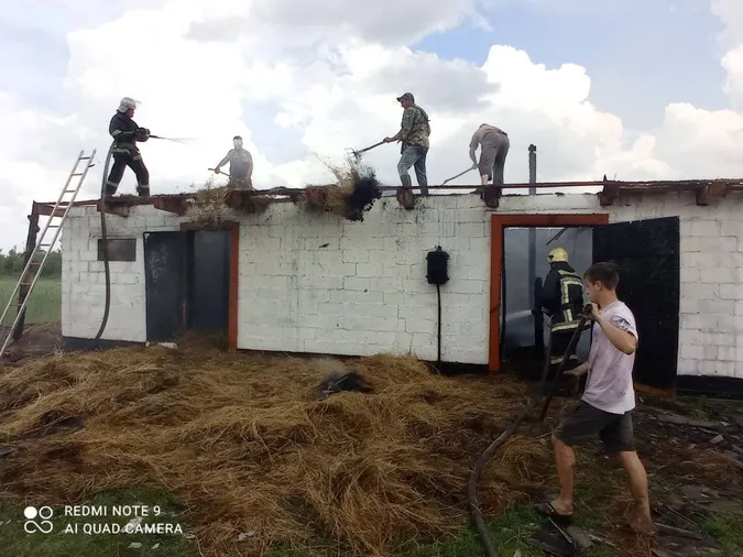 Через коротке замикання на Волині загорілася господарська споруда