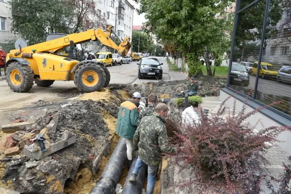 У Луцьку активно готуються до опалювального сезону (фото)
