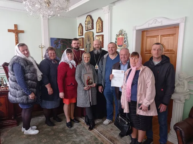 Ще дві парафії без священників перейшли до ПЦУ (фото, відео)