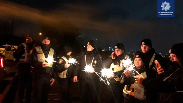 У новорічну ніч луцькі патрульні 70 разів виїжджали на виклики (фото)