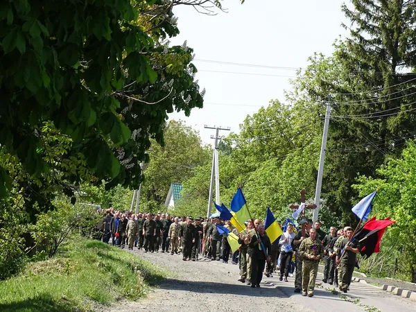На Волині провели в останню дорогу Героя Юрія Строчика (фото)