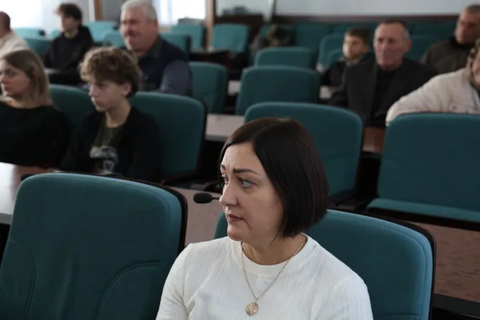 У Луцьку родинам загиблих захисників України вручили державні нагороди (фото)