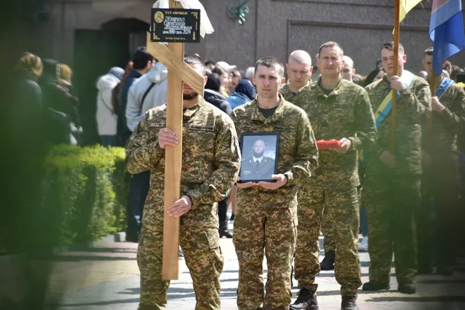 У Луцьку попрощалися з головним сержантом бригади «Хартія» Олександром Ющенком (фото)