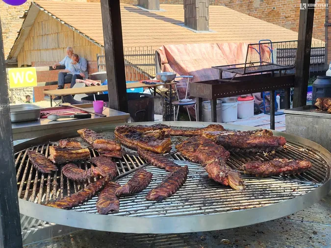 «ЛюбART Fest» у Луцькому замку: що там відбувається (фоторепортаж)