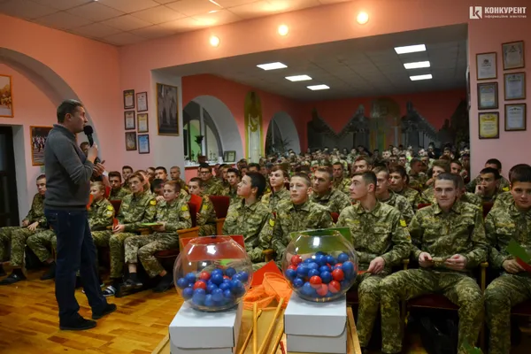 Чому наркотики – зло? Волинським ліцеїстам розказали про життя без залежностей (фото)