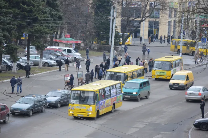 У Луцьку маршрутки № 16 та № 31 їздитимуть за новою схемою