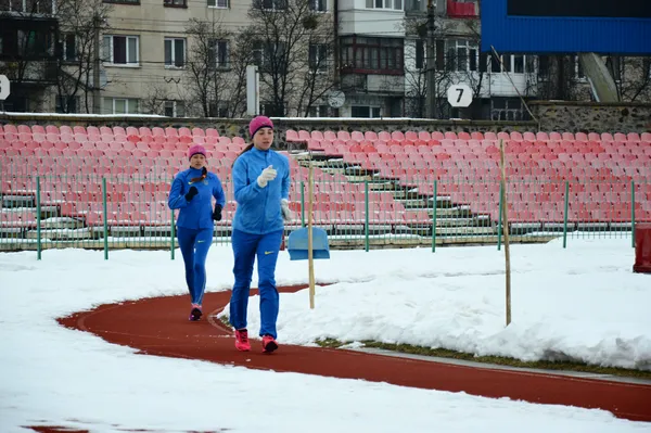 Спека та холод волинських «ходунів» перед чемпіонатом України у Луцьку (фото)