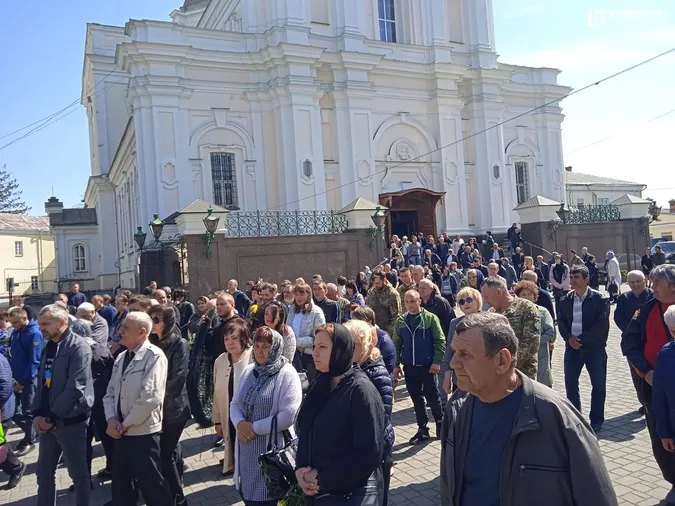 У Луцьку попрощалися із полеглим Героєм Миколою Шевчуком (фото, відео)