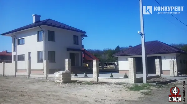 Елітна «Рукавичка»: як під Луцьком «роздерибанили »гектари землі (фото, відео)