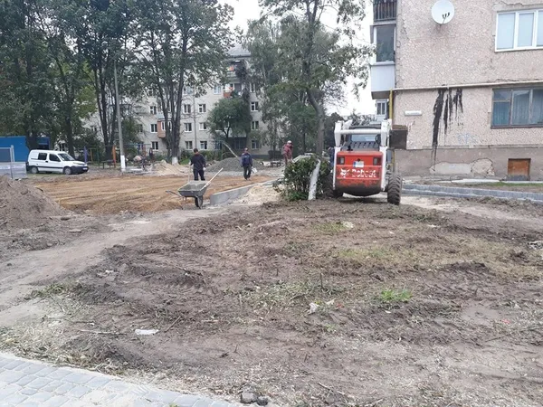 Показали, як у Луцьку ремонтують вулицю Наливайка (фото)