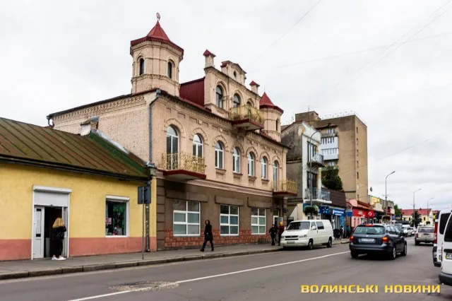 Місто контрастів: світлини осіннього Ковеля (фото)