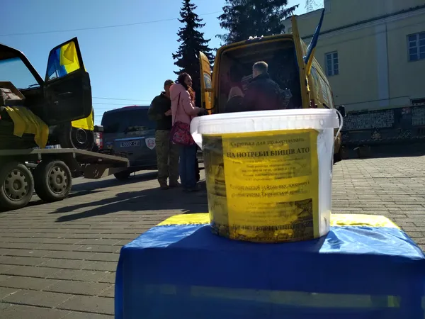 Волиняни везуть на Схід пасхальну допомогу (фото)