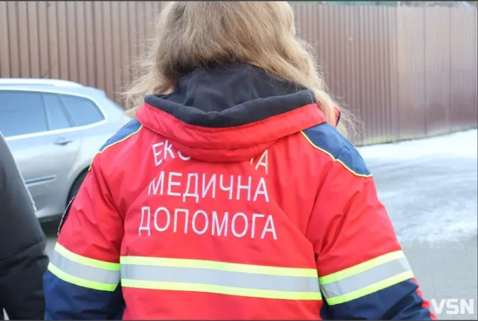 «Завезіть мене в лікарню – я пообіцяв коханці»: парамедикиня з Луцька розповіла про казусні виклики на свята