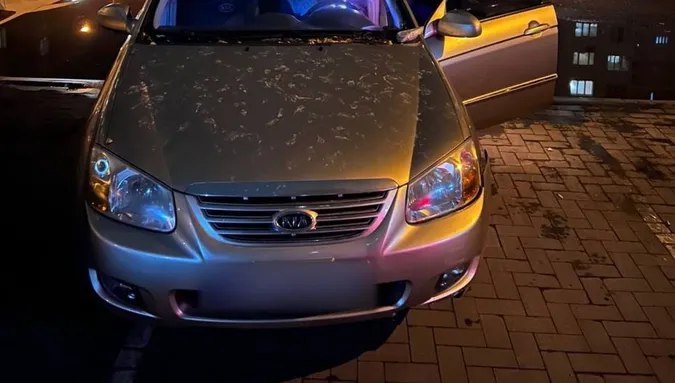 У Луцьку п'яний на KIA задом «поцілував» іншу KIA