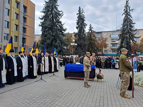 На Волині попрощалися із 30-річним морпіхом Михайлом Дудинцем (фото)