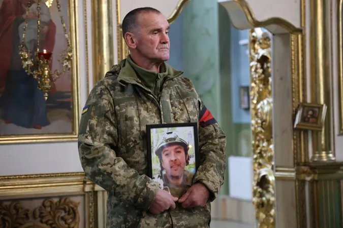 На Волині попрощалися з Героєм Віктором Бондаруком (фото)